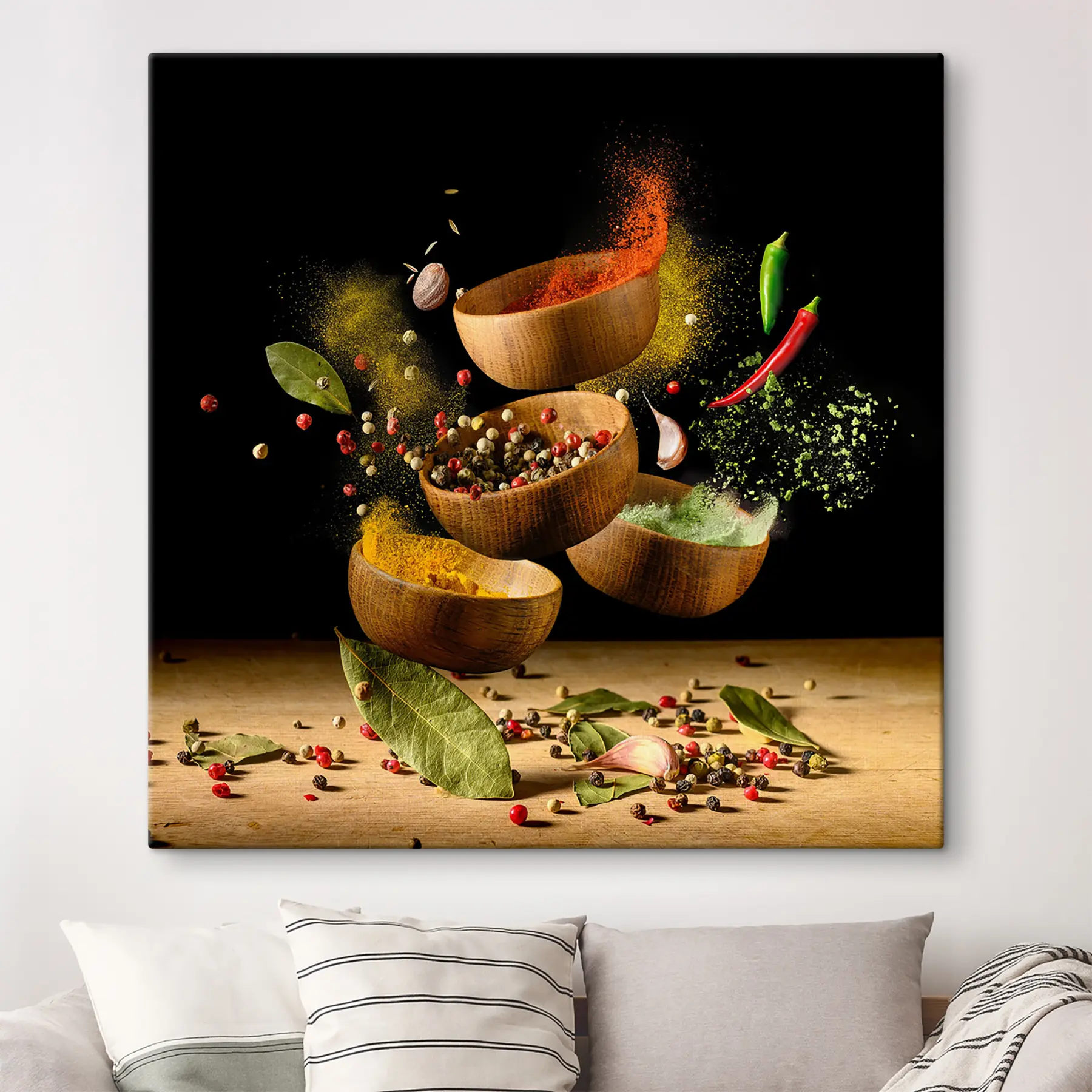 Pilt Õhus tantsivad vürtsid s37045