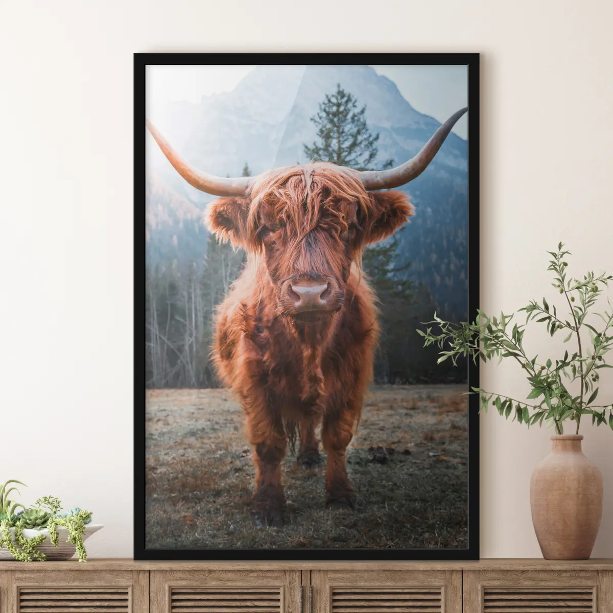 Plakat Majesteetlik mägilehm looduses f37629