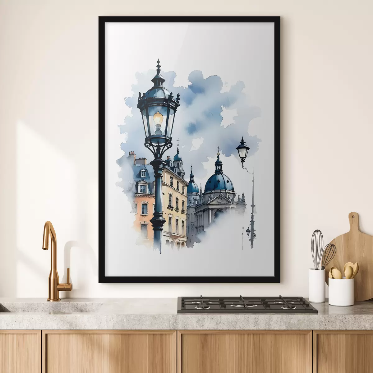 Plakat Kuplikujulise hoonega ehitud tänavalatern pilves päeval f38364