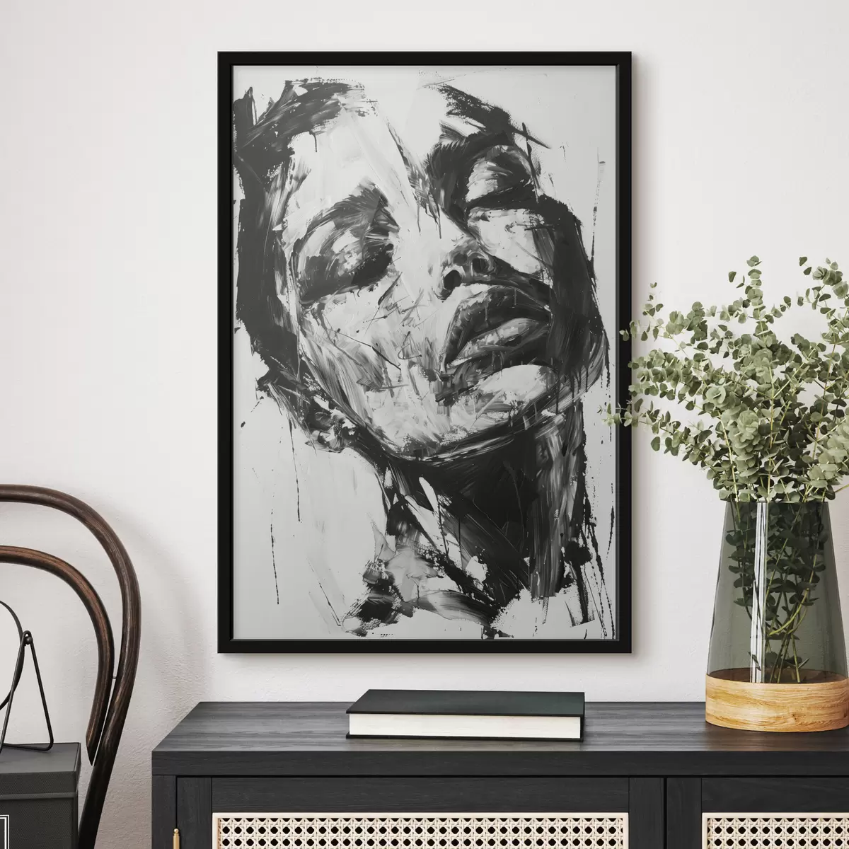 Plakat Mustade pintslitõmmetega naise portree f38641