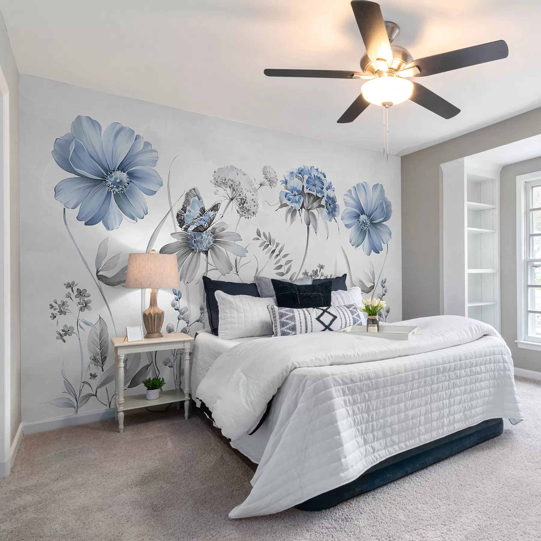 Fototapeedid Suured õrnad lilled ja taimed liblikaga w07905v2