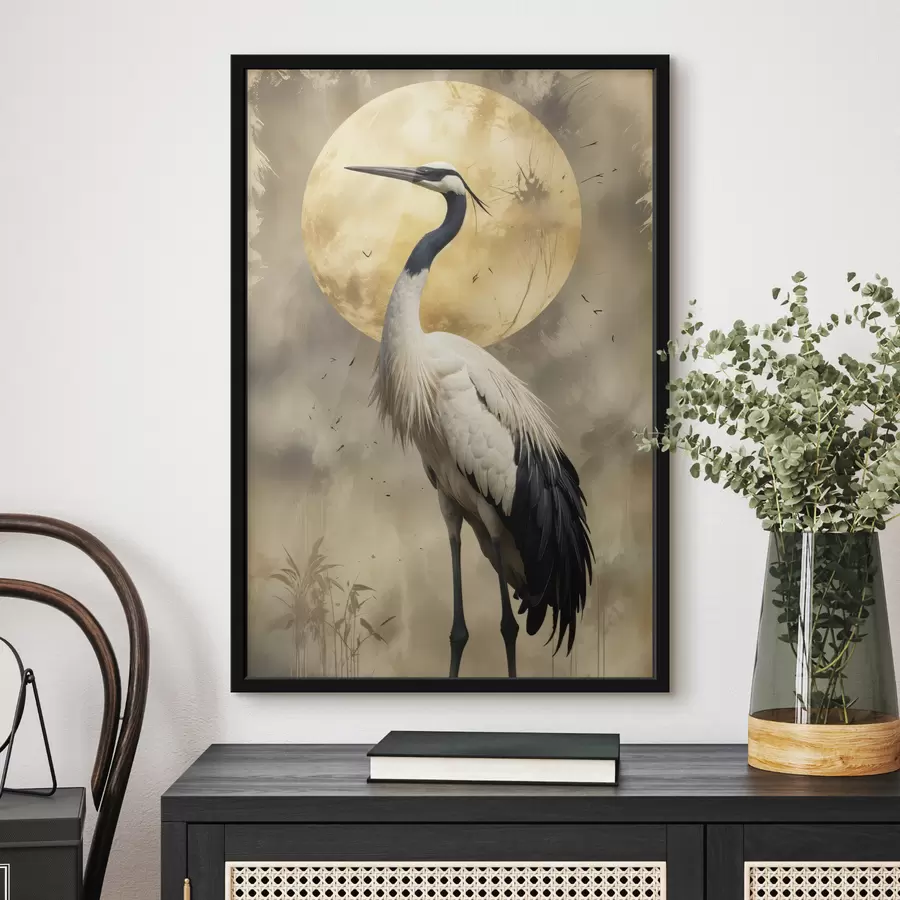 Fototapeedid Majesteetlik hall kraana seisab suure täiskuu ees, hägune looduslik taust f40591