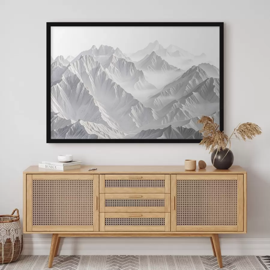 Fototapeedid Lumine minimalistlik mäetipud sumedal, udusel maastikul f41083