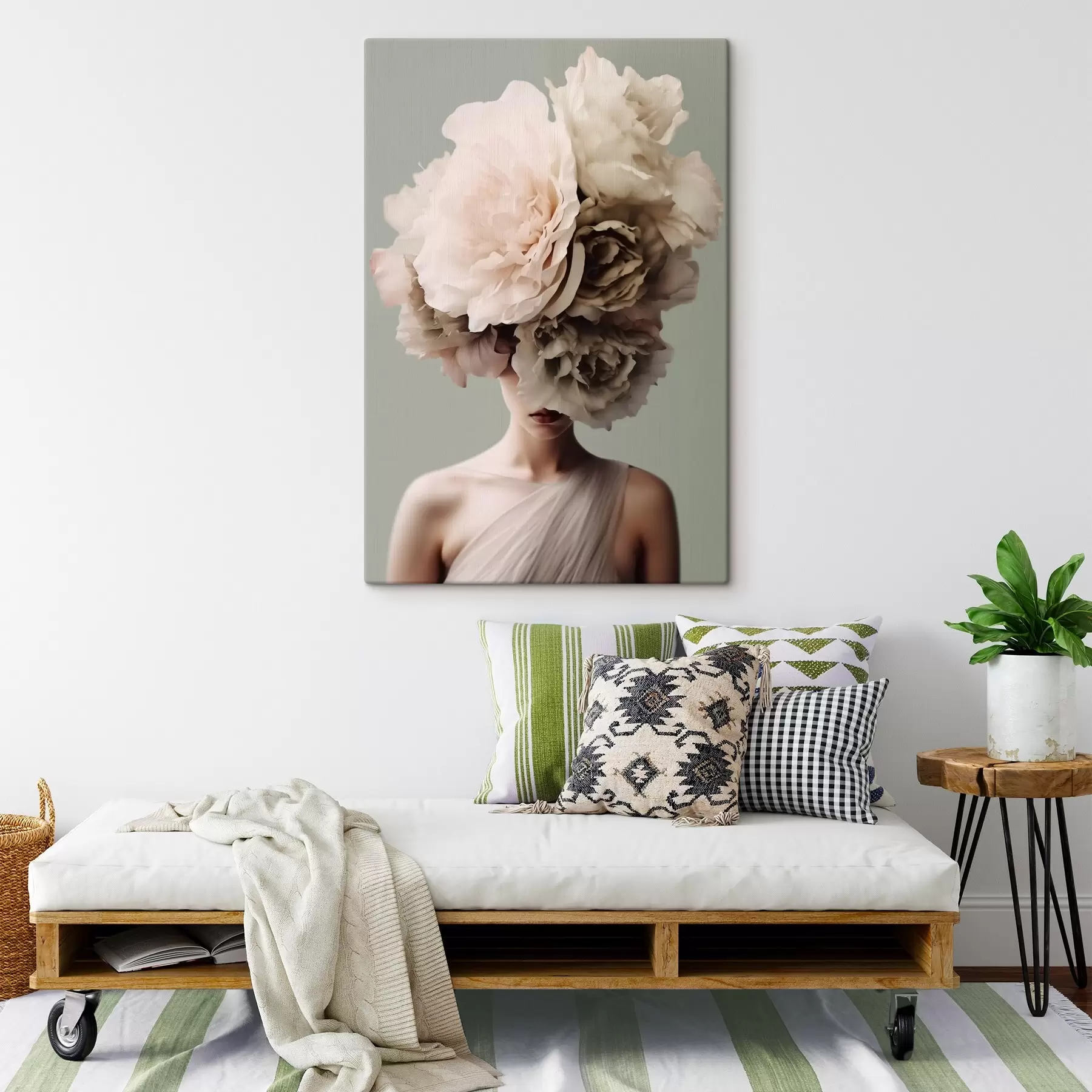 Fototapeedid Naine suurte lilledega peas, mis varjab tema nägu s41483