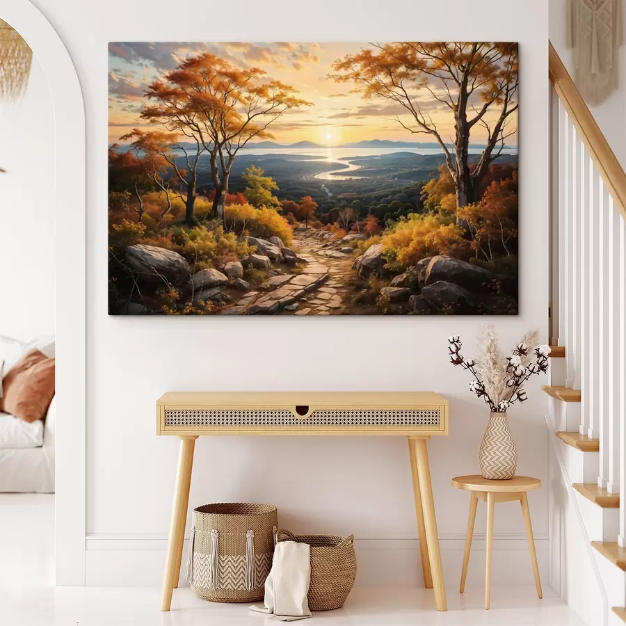 Pilt Maastik, mille looklev mullarada viib läbi sügisvärviliste puude metsa ja päikeseloojangutaeva s41732