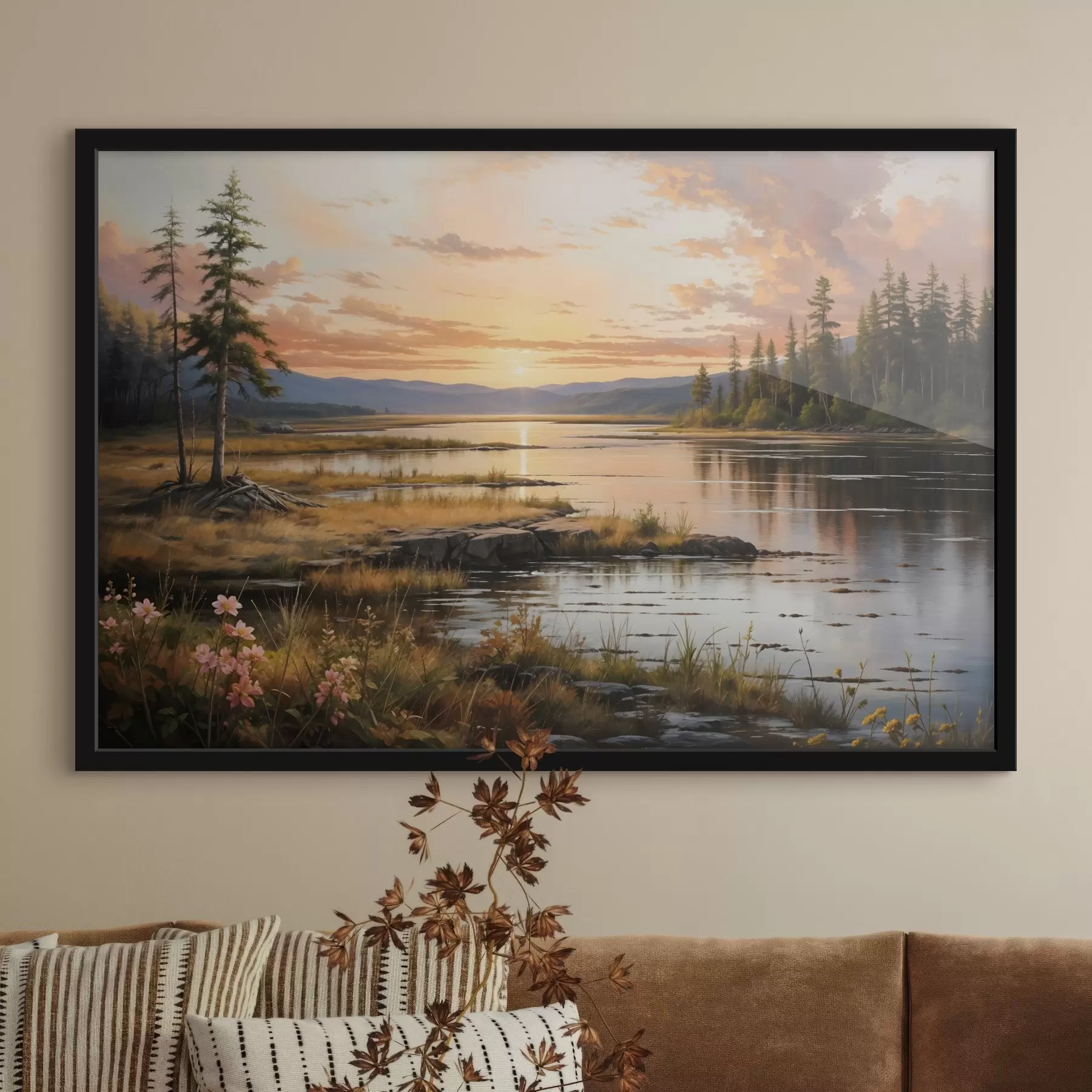 Fototapeedid Rahulik maastik, kus järv on ümbritsetud männipuudega, mis peegeldavad päikeseloojangu taeva sooje värve f41733