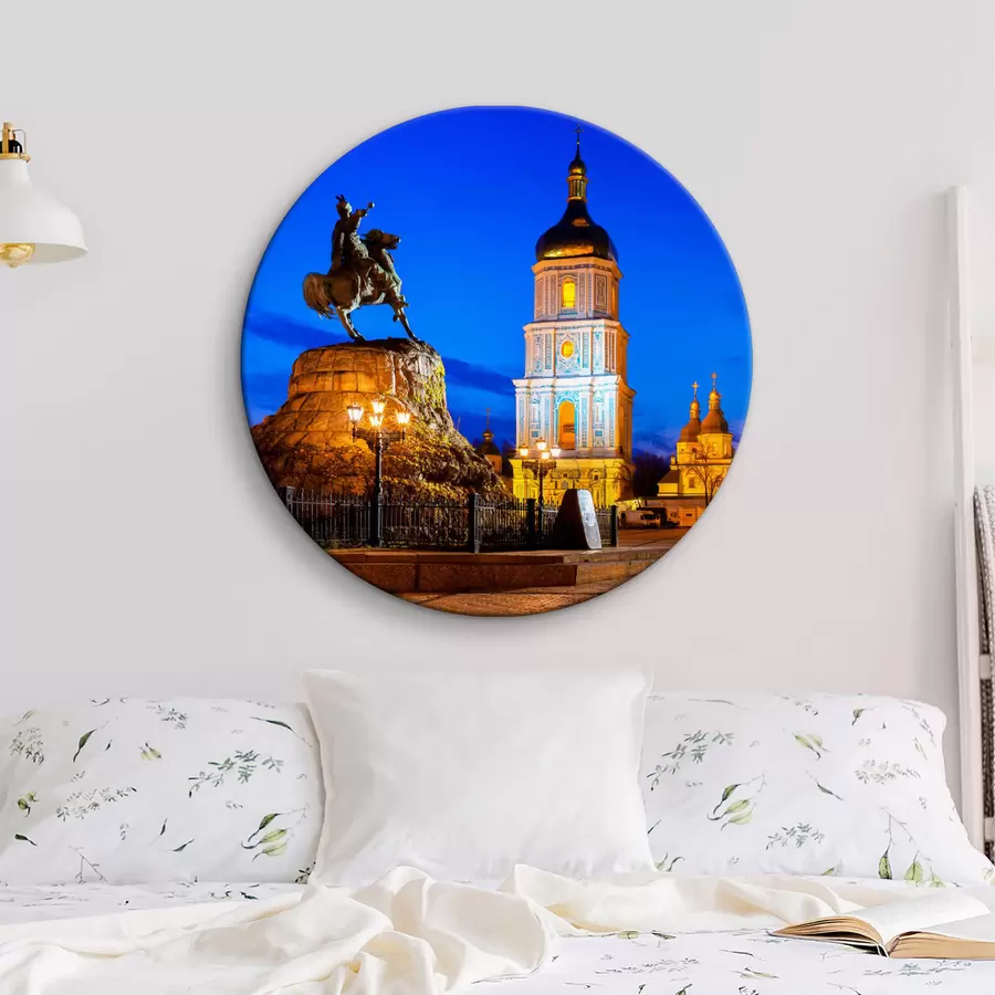 Pilt Taevas, hobune ja hoone r32020