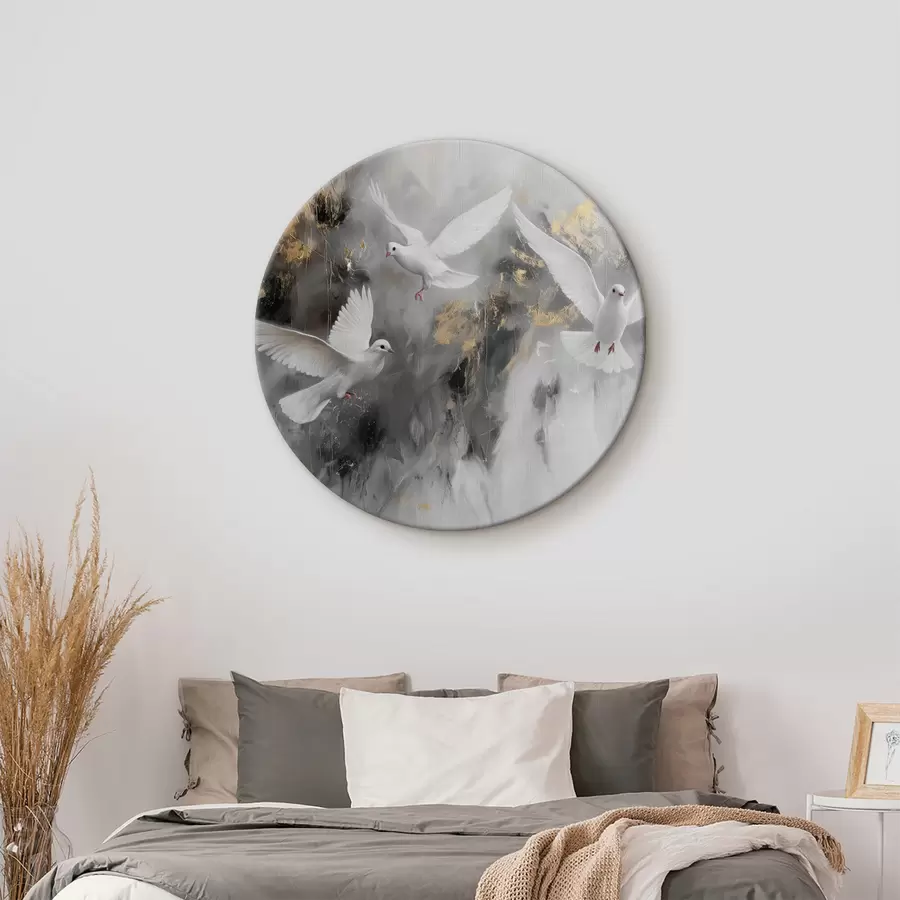 Pilt Valged tuvid hallil taustal r39101