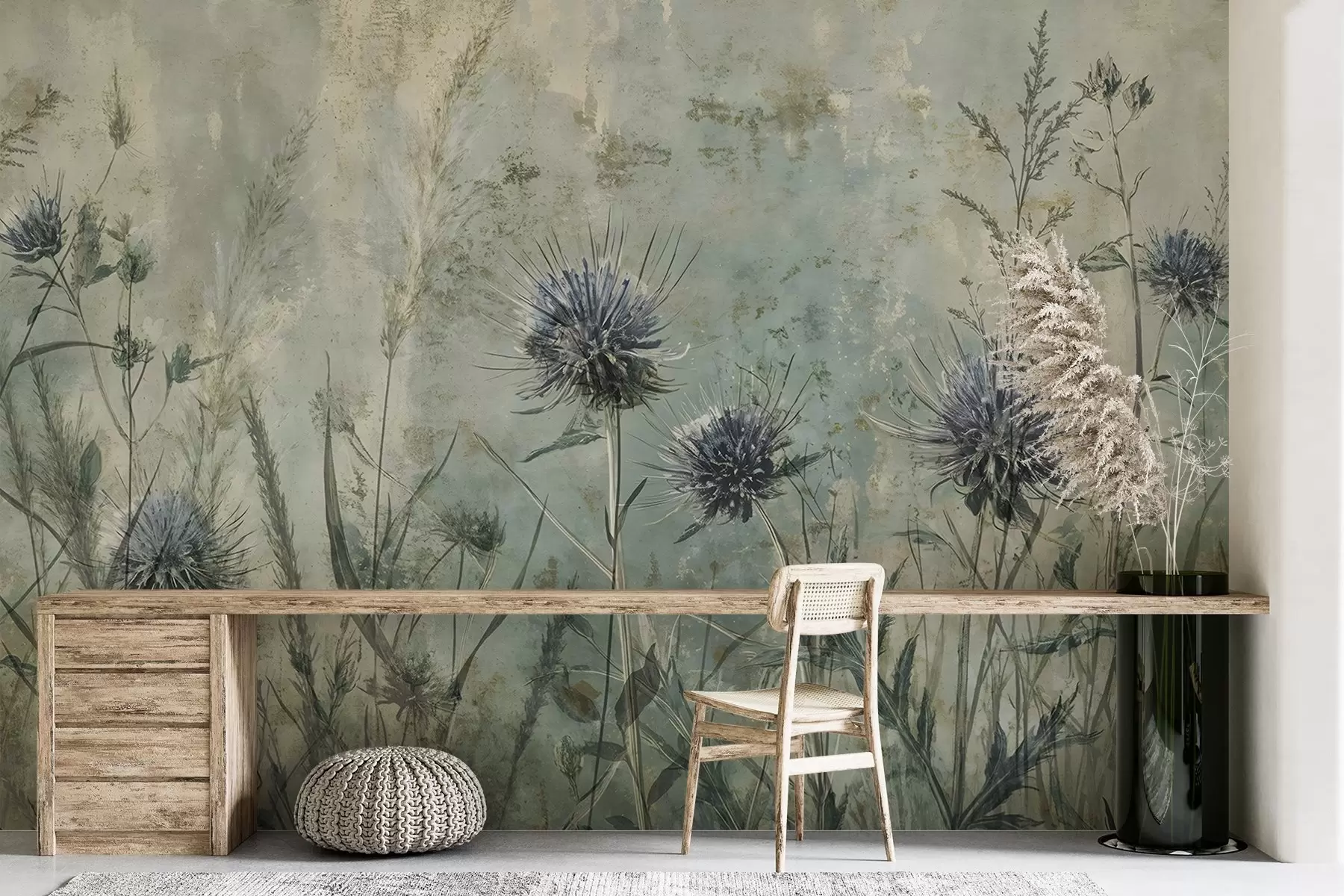 Fototapeedid Lillade ohakate lillede väli, mille õied ja lehed on hägused vintage-tekstuuriga taustal w08463