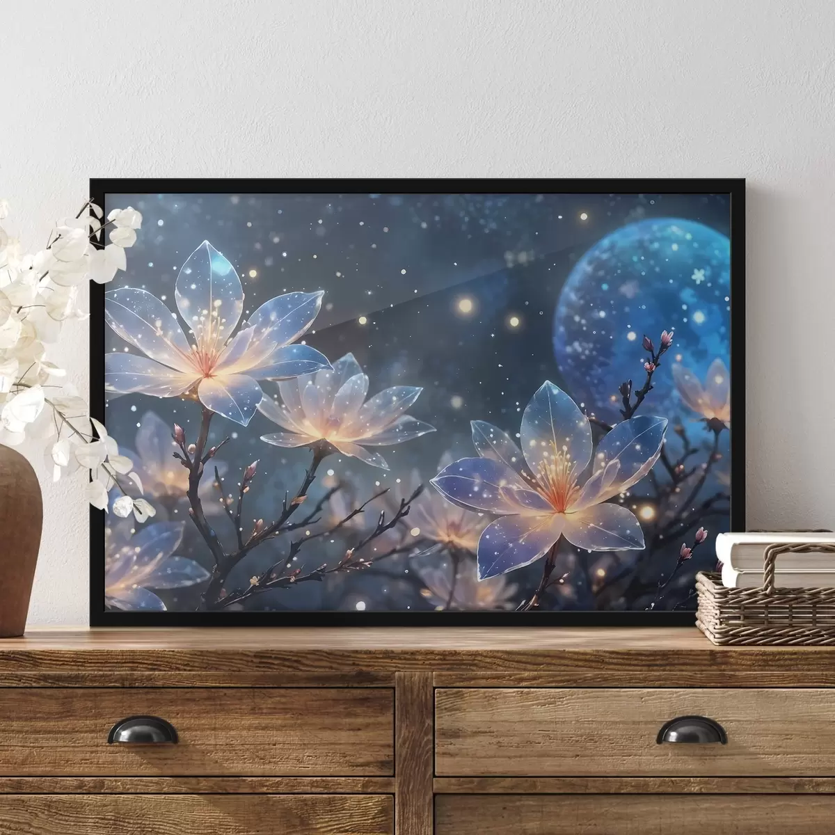 Plakat Abstraktne fantaasia lilled oksadel tekstuursete kroonlehtedega koos tähtede ja kuuga öises taevas taustal f42211