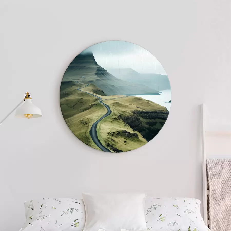 Pilt Minimalistlik maanteemaastik Fääri saartel mere ääres r40726