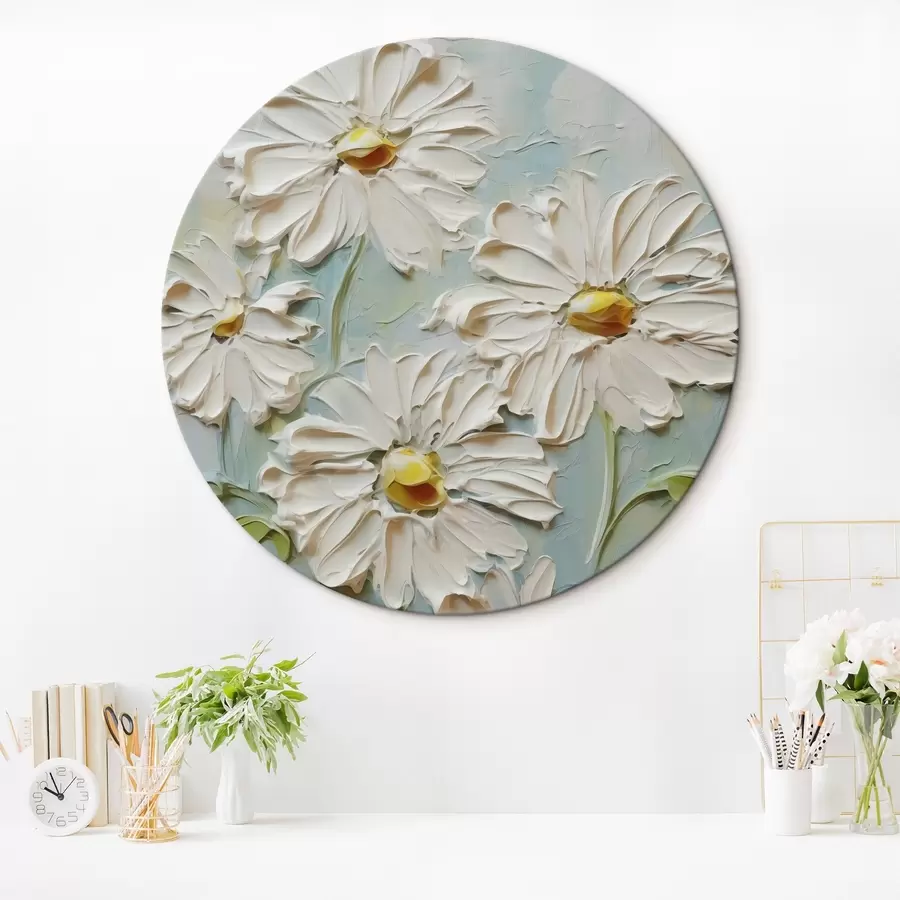 Pilt Valged päevaküünlad imiteerivad värvilööke r42422