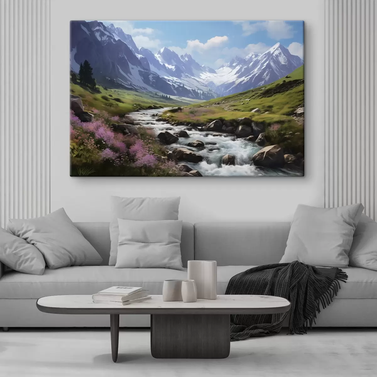 Pilt Mägimaastik, kus voolab oja, õitsevad heinamaad ja silmapiiril paistavad lumekattega tipud helesinise taeva all. s42563