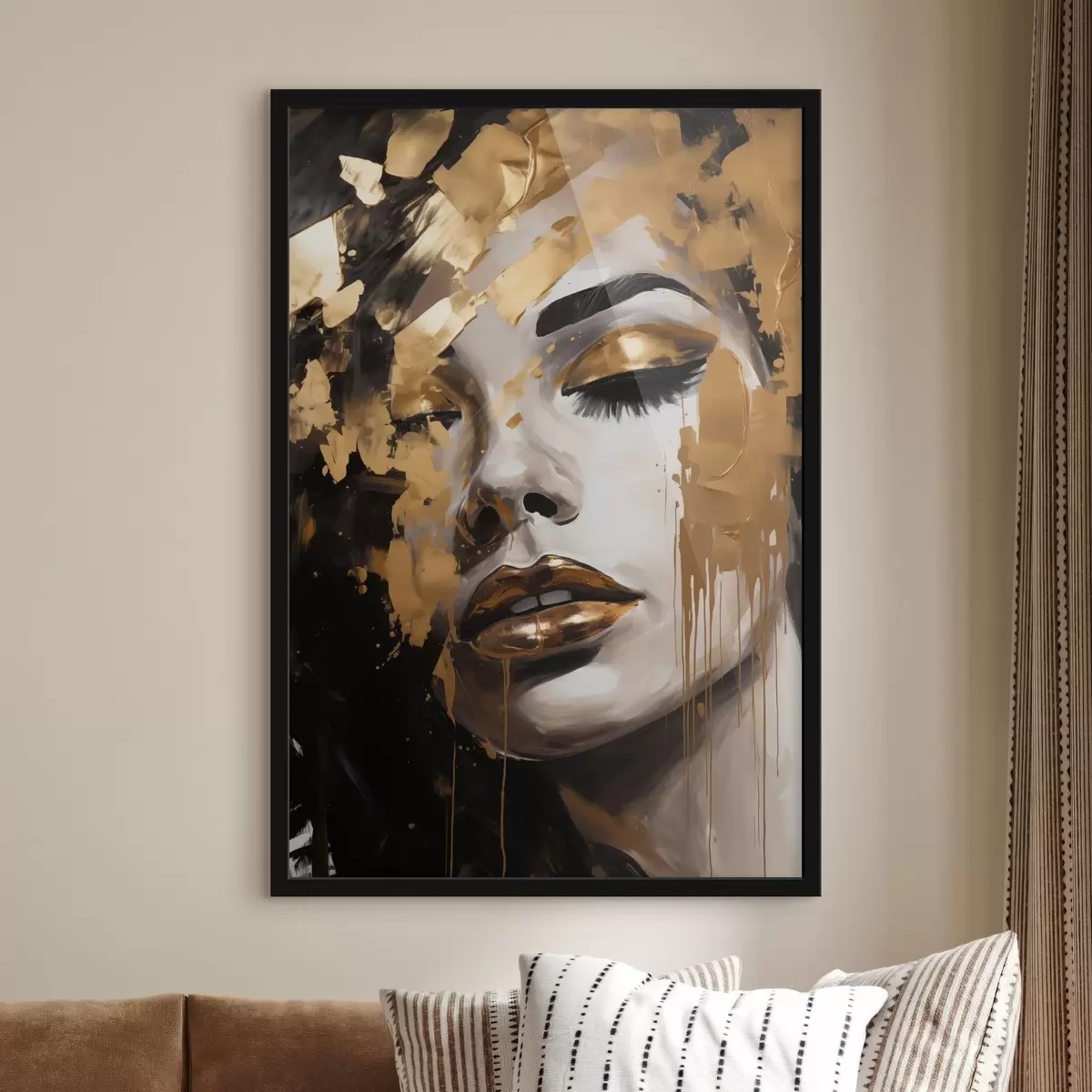 Plakat Abstraktne portree naisest, millel on rikkalikud pintslitõmbed soojades toonides, luues elava ja dramaatilise pildi. f42619