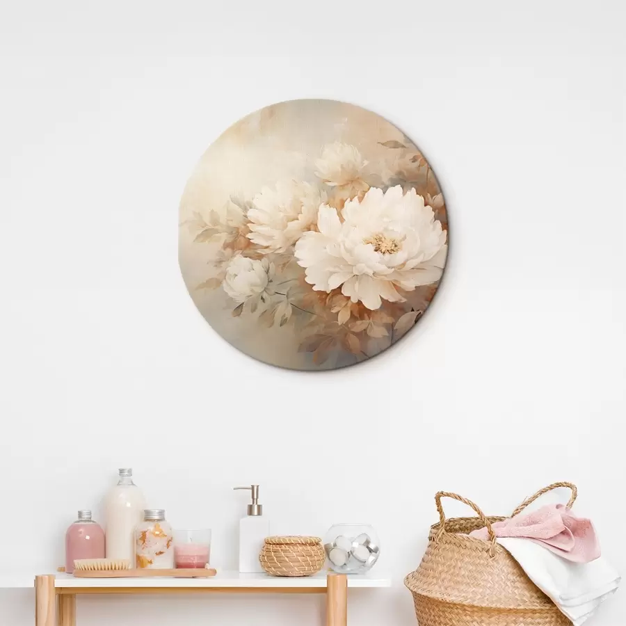 Pilt Õrnad ploomid pastelsetes kreemikas toonides hägusel taustal, mis loob pehme ja romantilise meeleolu. r42558