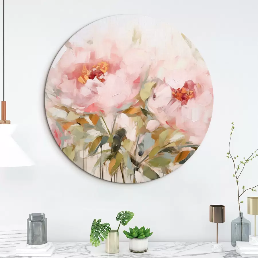 Pilt Õlimaal imitatsioon suurtest roosadest pehmete kroonlehtedega ja kollase keskusega pioonidest, mis on ümbritsetud roheliste lehtedega r42720