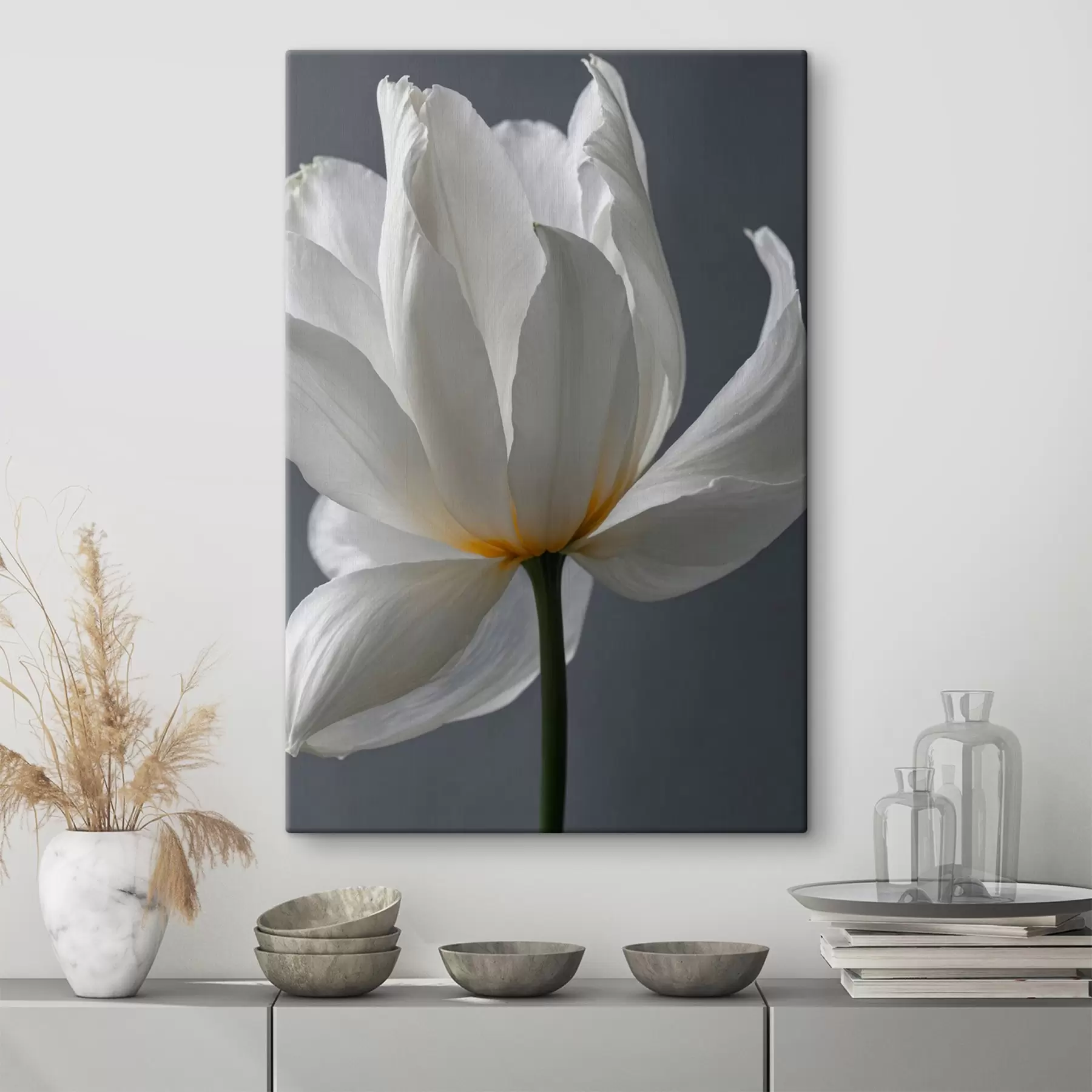 Fototapeedid Valge lill hallil taustal s42779