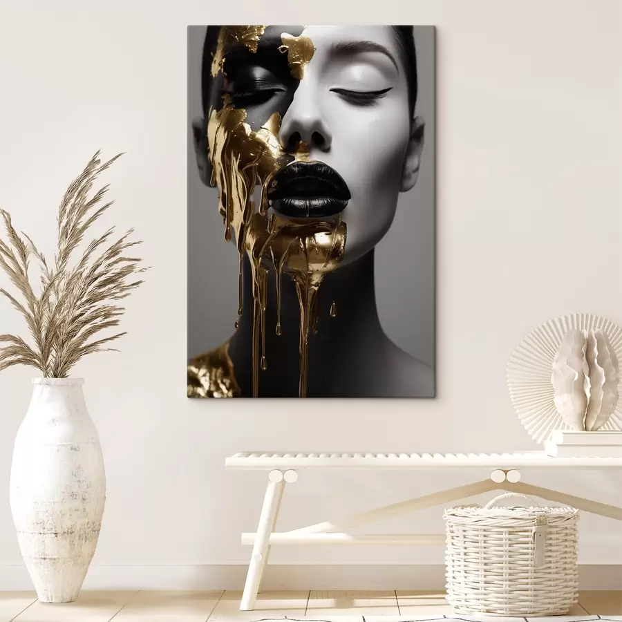 Pilt Inimesed, mustade huultega tüdruk s43337