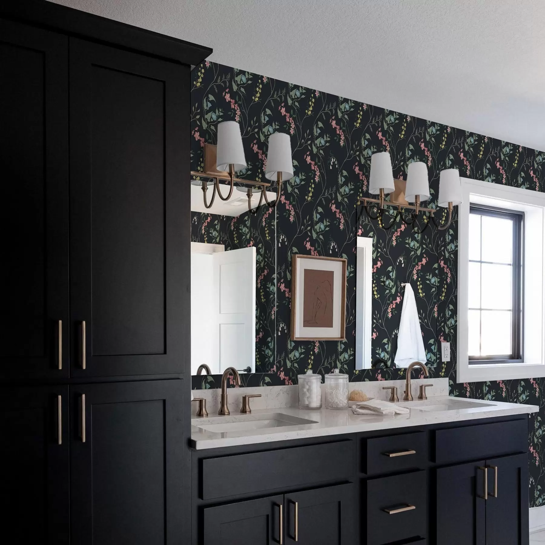 Fototapeedid Lilled, lehed ja varred tumedal taustal a00047