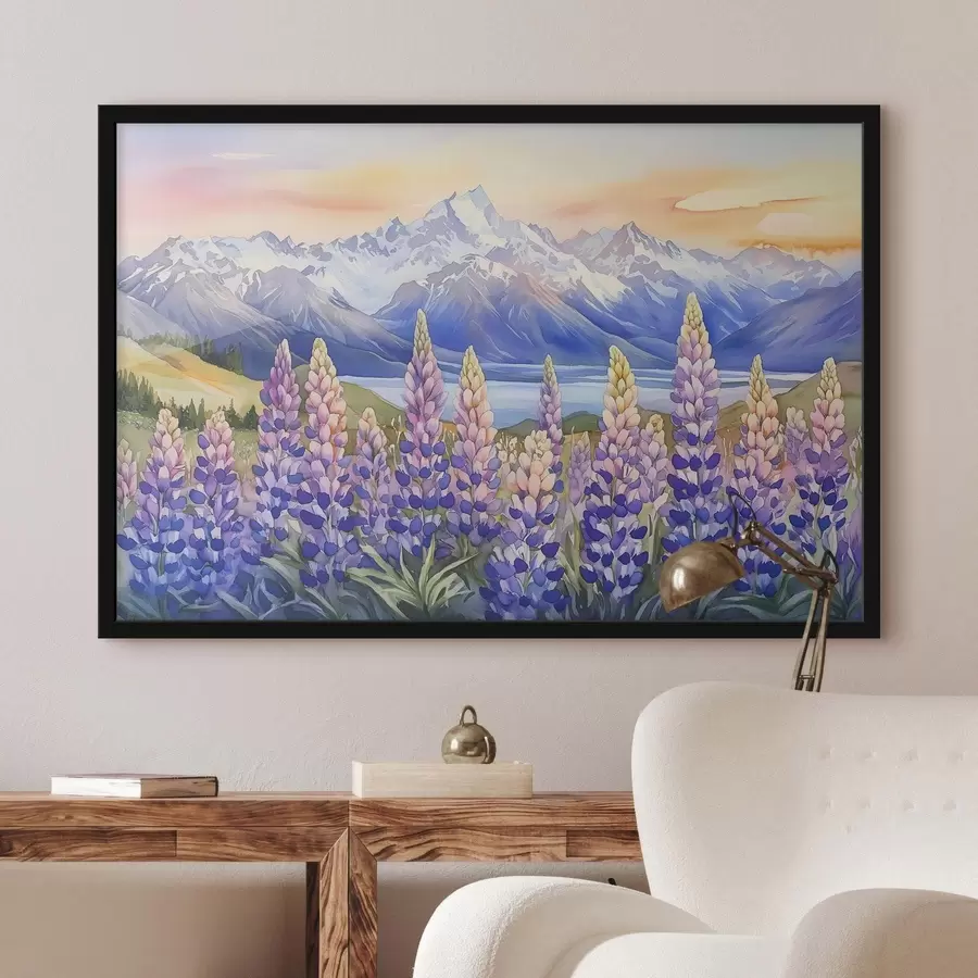 Fototapeedid Lupiinide lilled, heinamaa, mäed, akvarellstiil, päikeseloojangu taevas f44146