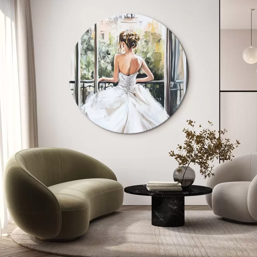 Pilt Tüdruk valges kleidis rõdul r44226