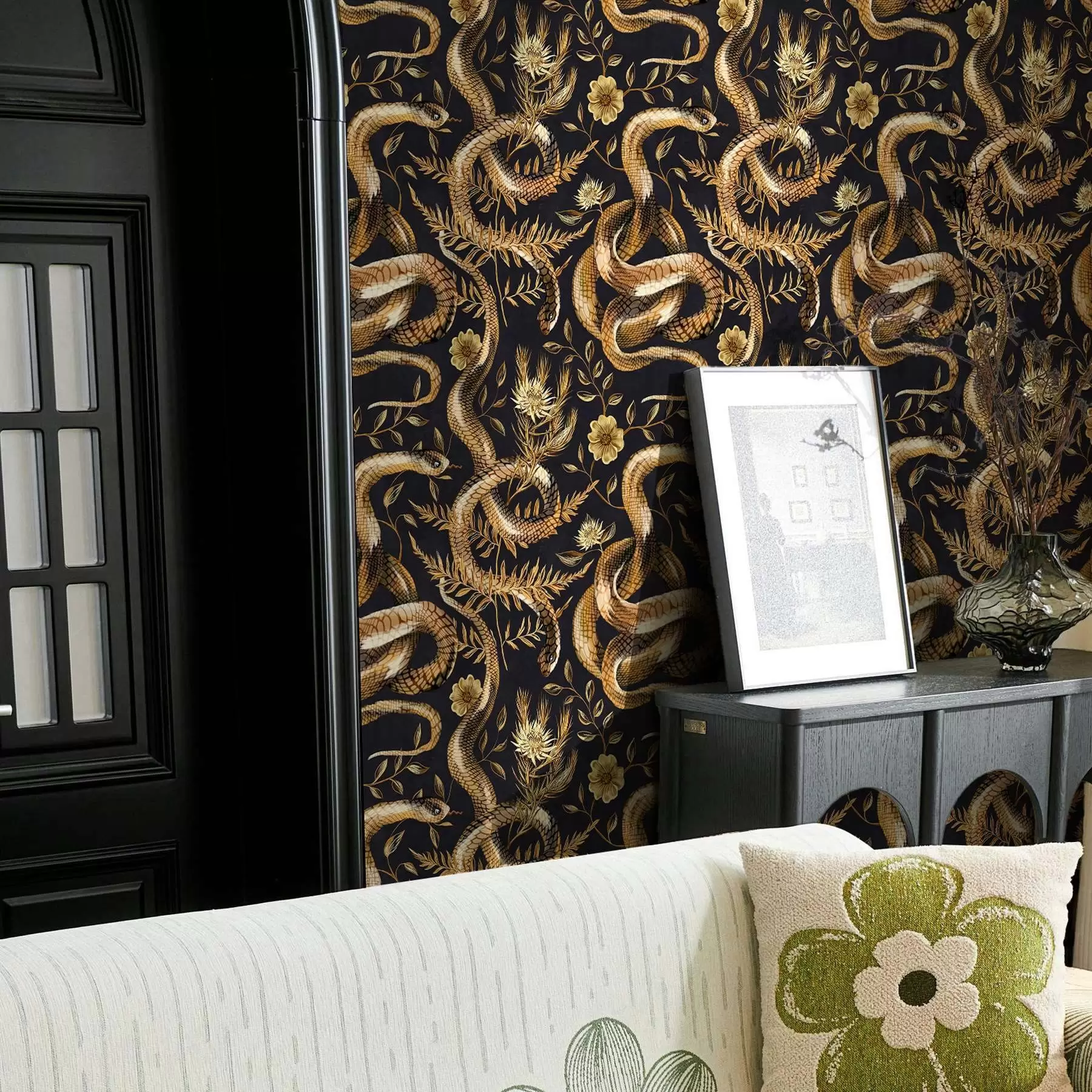 Fototapeedid Maod ja lilled tumedal taustal a00158