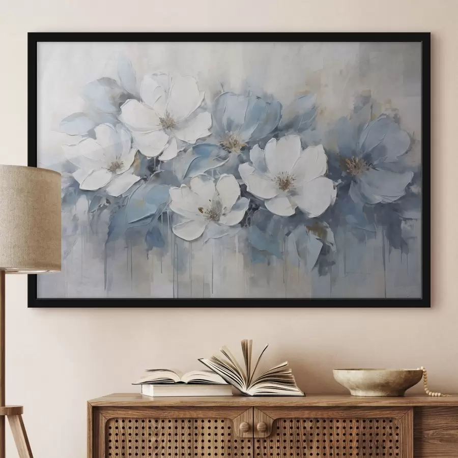 Fototapeedid Valged lilled siniste lehtedega, helebeežil taustal, nähtavate pintslitõmmetega f44395