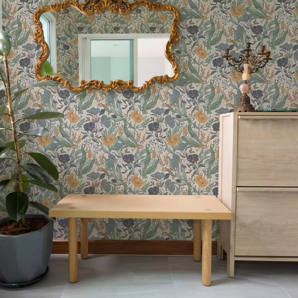 Tapeet Käsitsi joonistatud illustratsioon heinamaa lilledest soojades värvides a00180