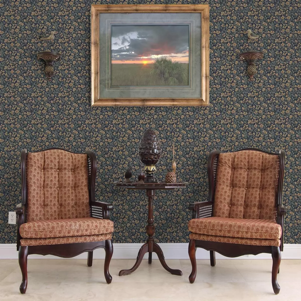 Tapeet Oranžid lilled tumesinisel taustal vintage stiilis a00200