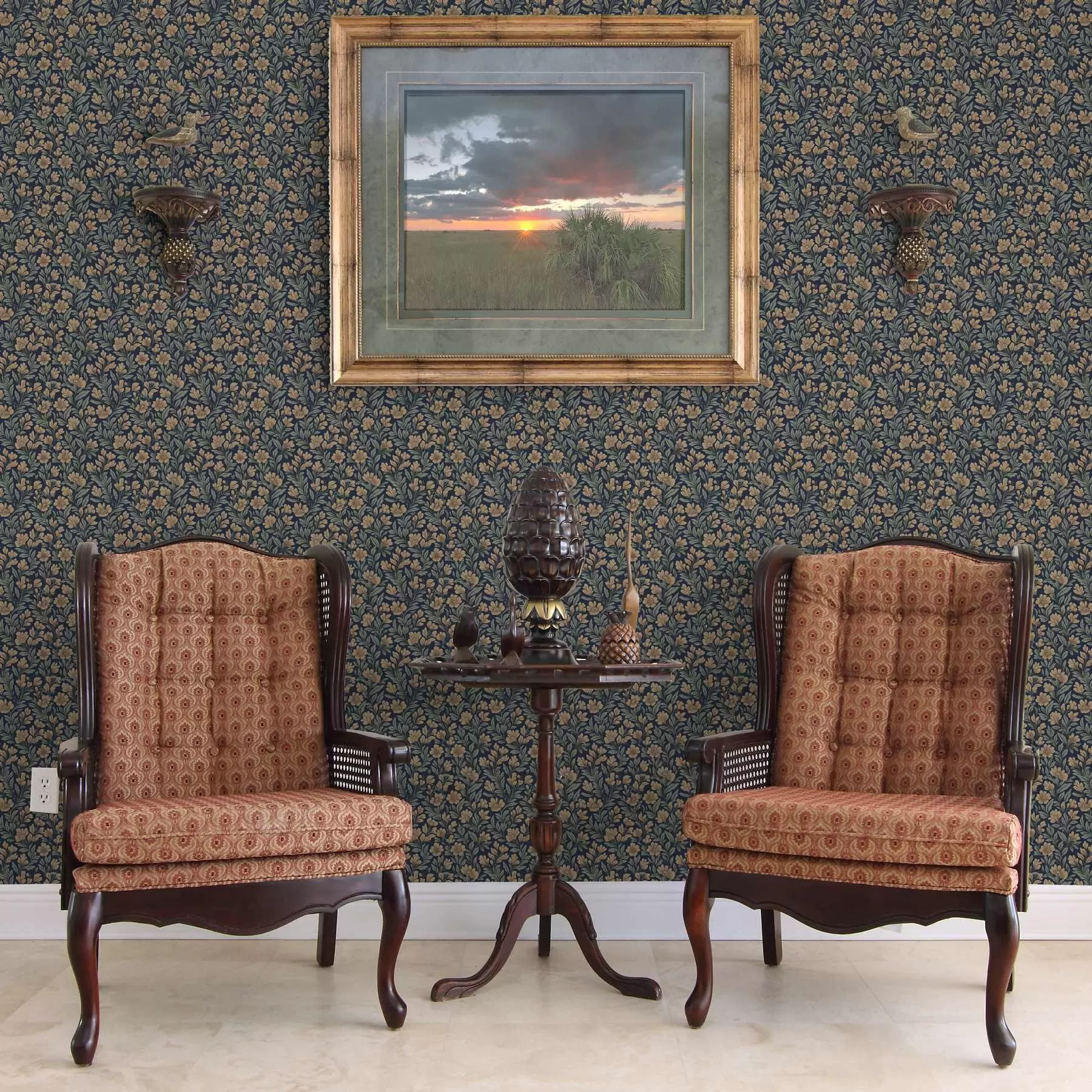 Fototapeedid Oranžid lilled tumesinisel taustal vintage stiilis a00200