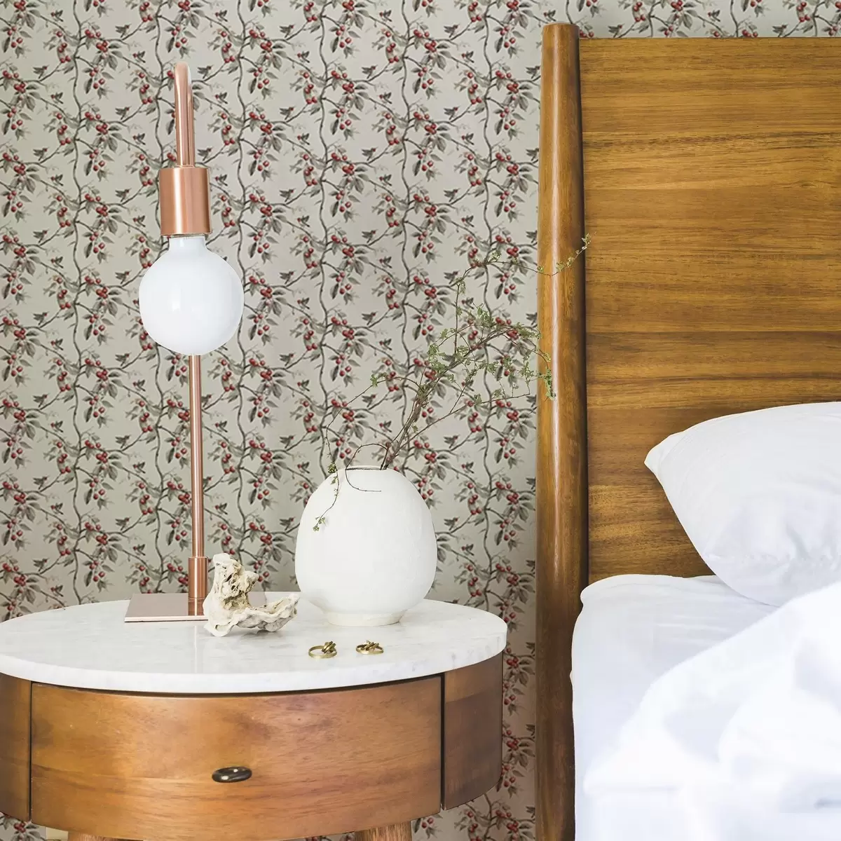 Tapeet Linnud punaste marjadega kirsiokste vahel a00206