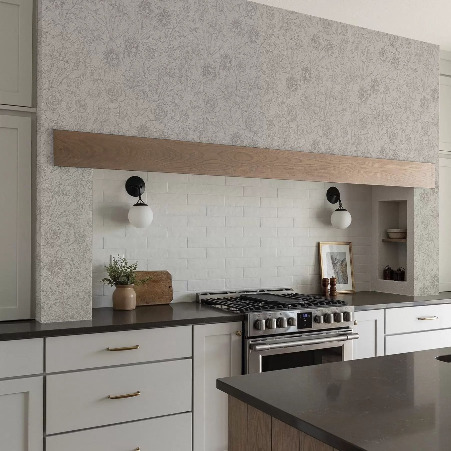 Fototapeedid Kontuurlilled kreemval taustal, õrn lillemustriga a00218