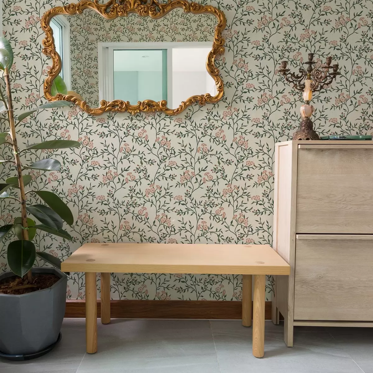 Tapeet Korallililledega aetud oksad, lilleline muster a00221