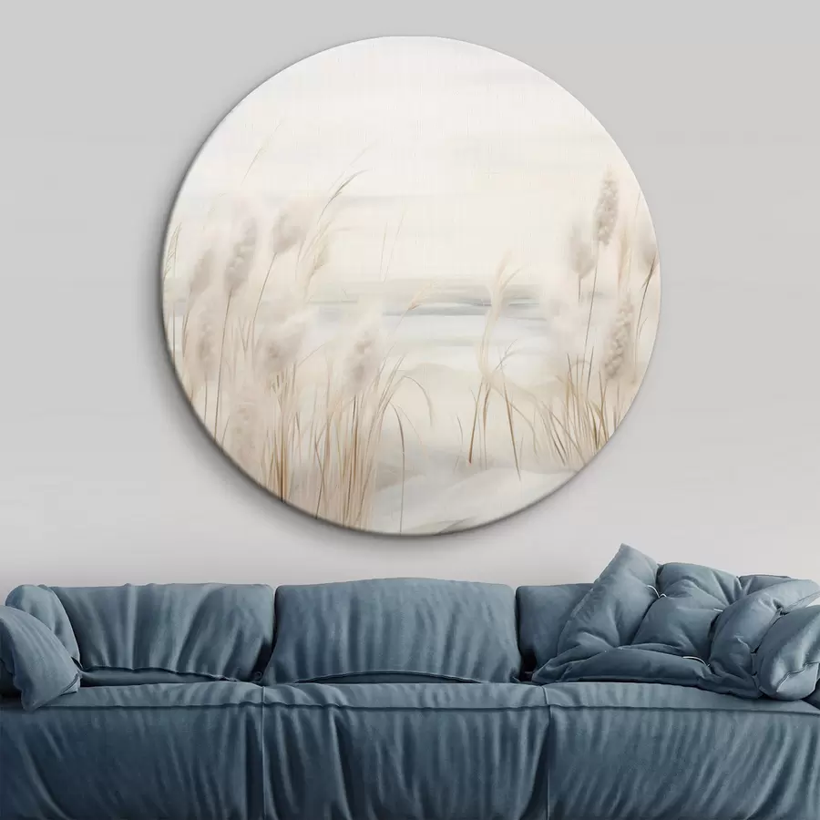 Pilt Esiplaanil on beežid pilliroog, seemnepead, pehme ja õrn , hägune taust ja hele taevas r44851