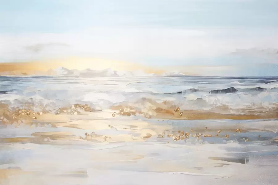 Fototapeedid Abstraktne tekstuurne maastik ookeanilained põrkuvad liivarannal, pehmed pastelsed värvid, sinine taevas koos kergete pilvedega w09234