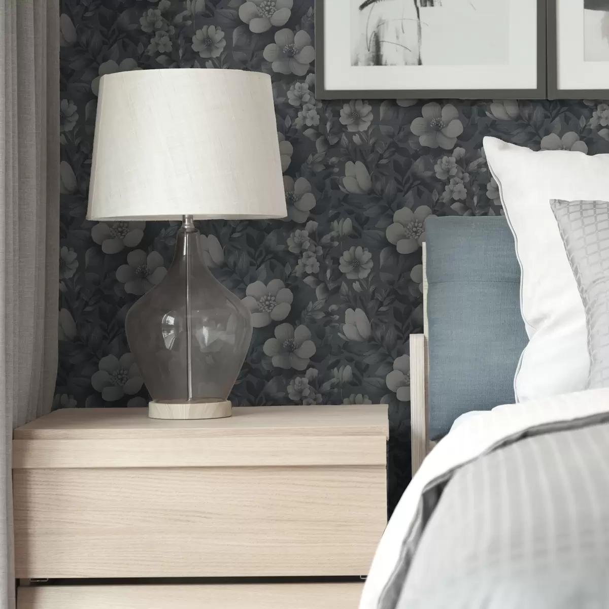 Tapeet Tumesinine muster mahukate valgete lilledega a00282