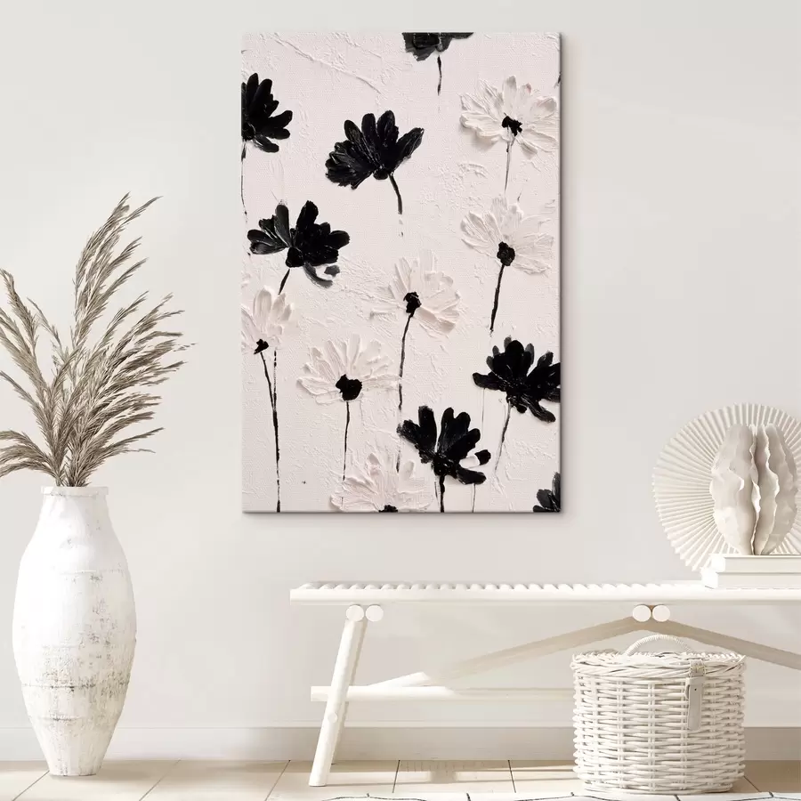 Pilt Volumeetrilised lilled: pastoosne kompositsioon ühevärvilistes toonides s45247