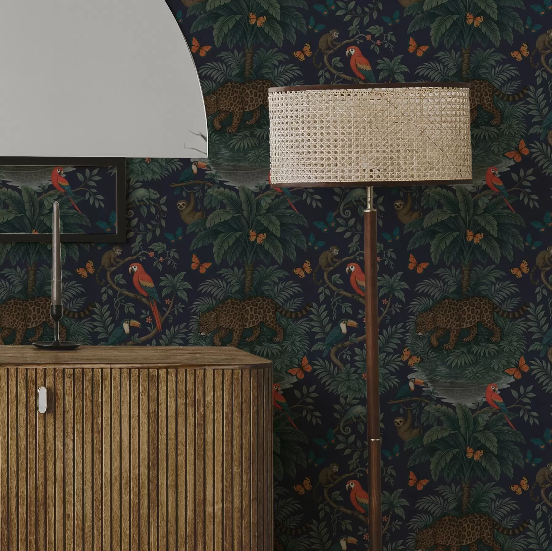 Fototapeedid Troopiline džungel koos leopardi, leopardi, papagoide ja liblikatega a00388