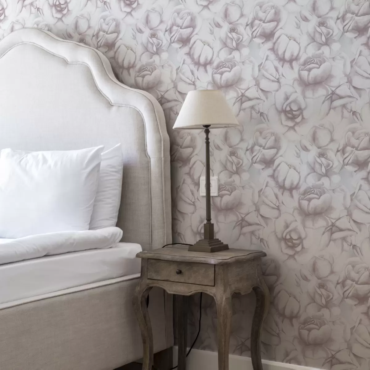 Tapeet Akvarell roosad roosad õrnas hägusas stiilis a00434