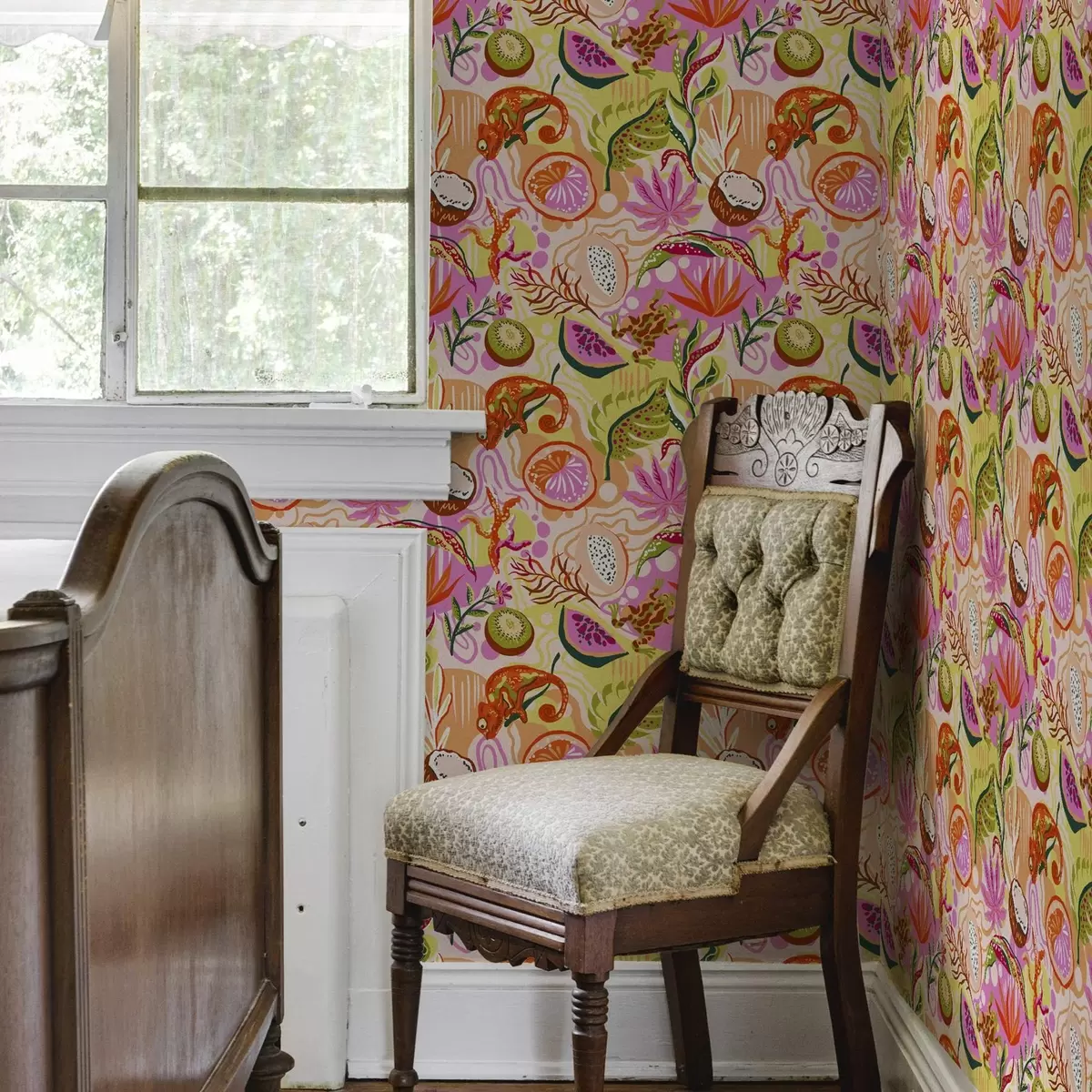 Tapeet Eksootilised puuviljad, lehed ja kameeleonid troopilises stiilis a00469