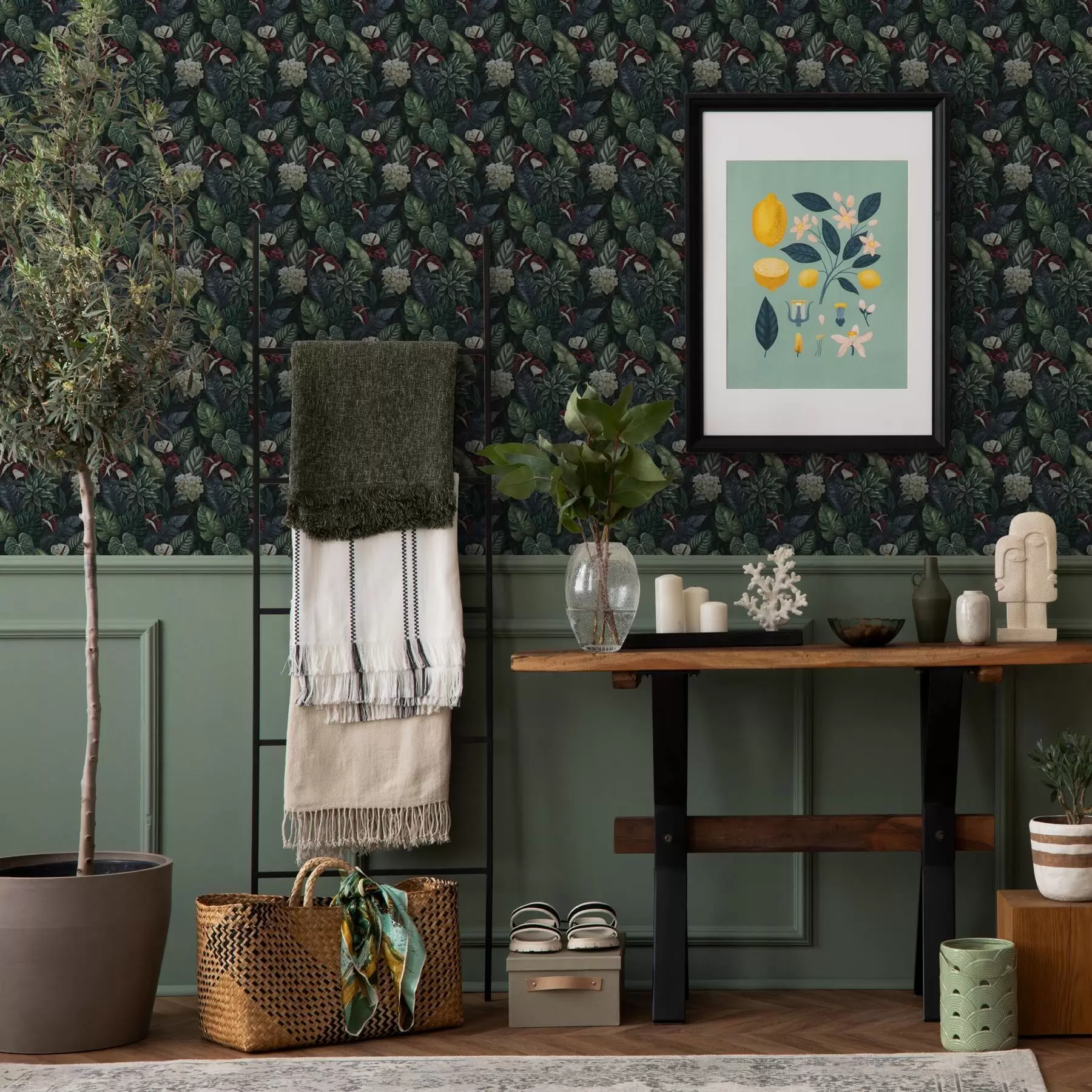 Fototapeedid Troopilised lehed valgete ja punaste õitega a00361