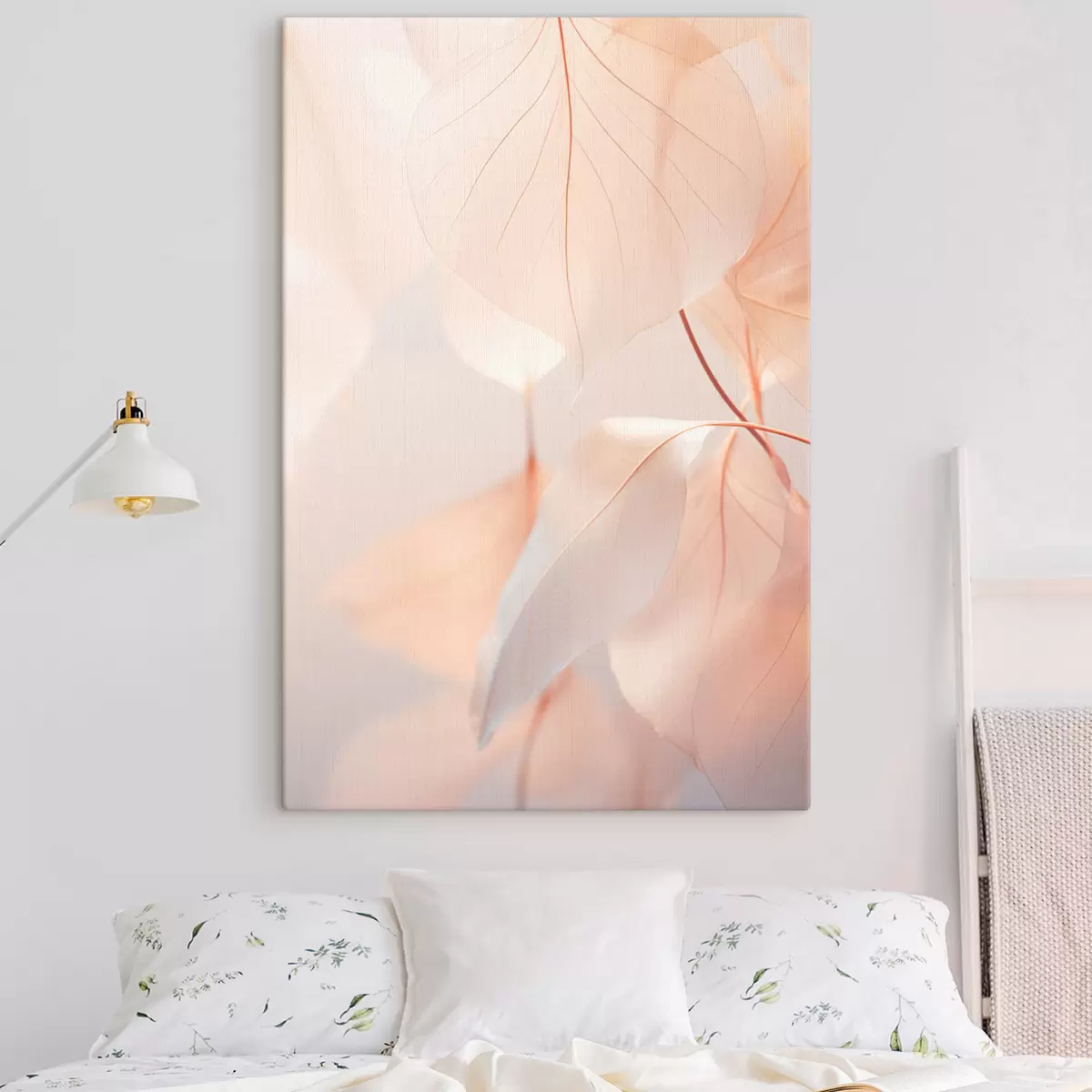 Pilt Läbilõikelised lehed koos õrnade veenidega, pehme virsiku ja valge värvipalett, hägune taust s45556