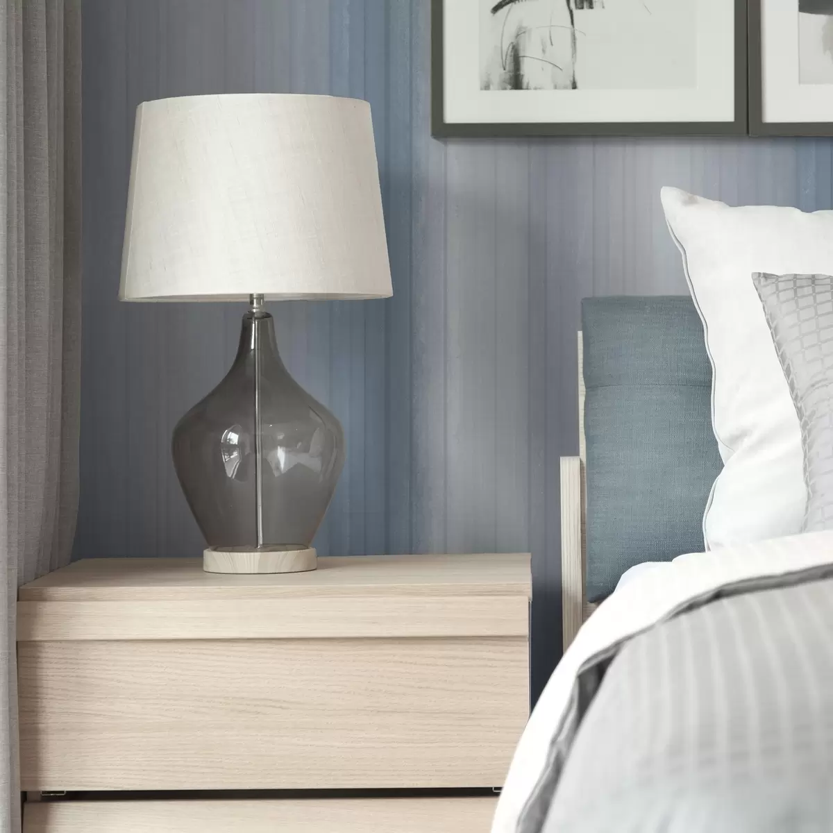 Tapeet Pehme sinine-hall gradientne triibud a00506