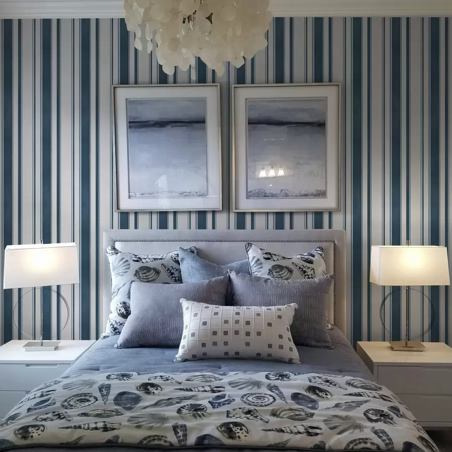 Fototapeedid Türkiissiniste triipude kombinatsioon valgel taustal koos rütmiga a00527