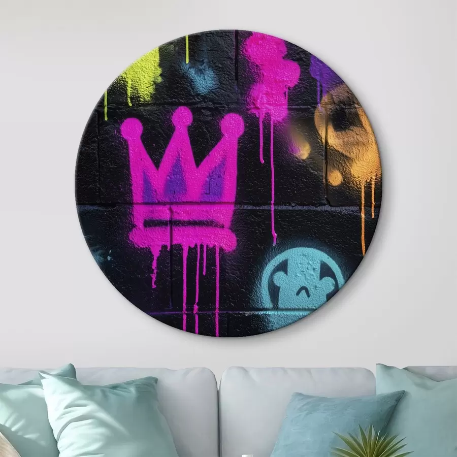 Pilt heledad tänavagrafitid tumedal taustal r45717