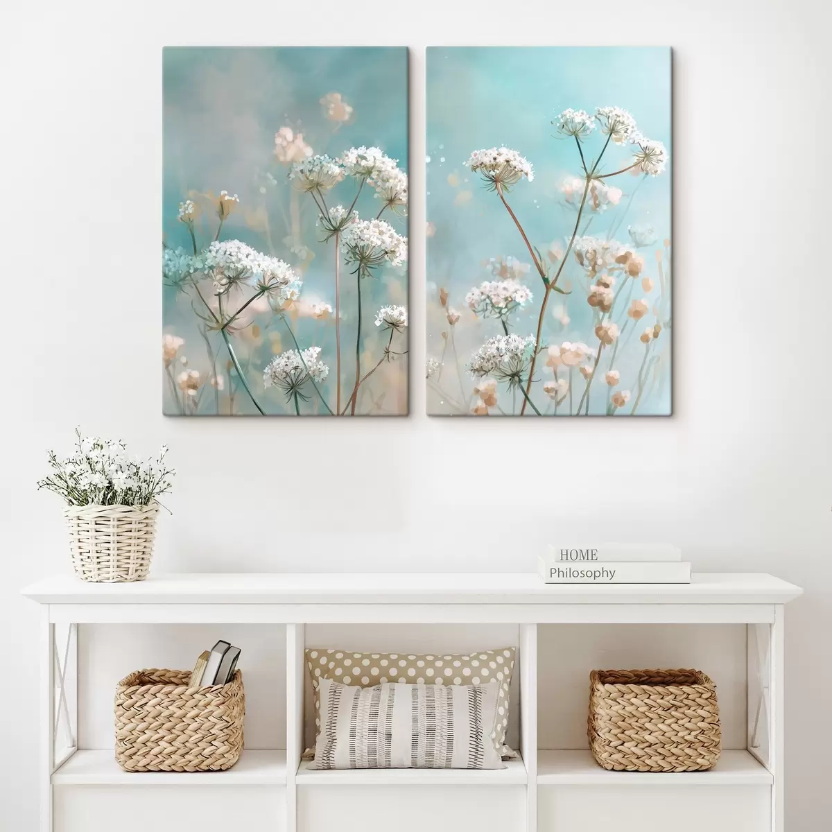 Pilt Kuninganna Anne'i pitslilled akvarellstiilis sinisel taustal m00705