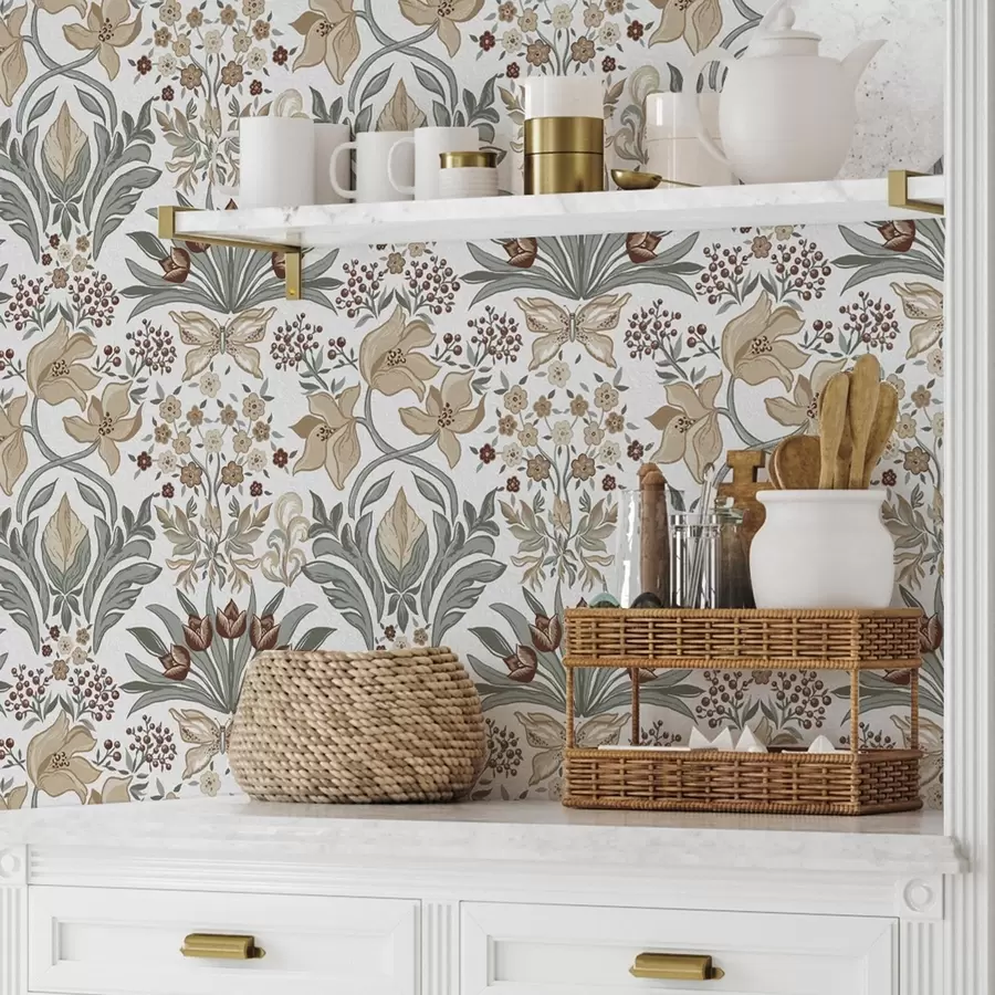 Fototapeedid Dekoratiivsed liiliad ja liblikas valgel taustal a00500v1