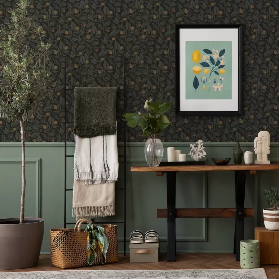 Fototapeedid Tume lillemustriga, kollaste pungade ja lehtedega a00598