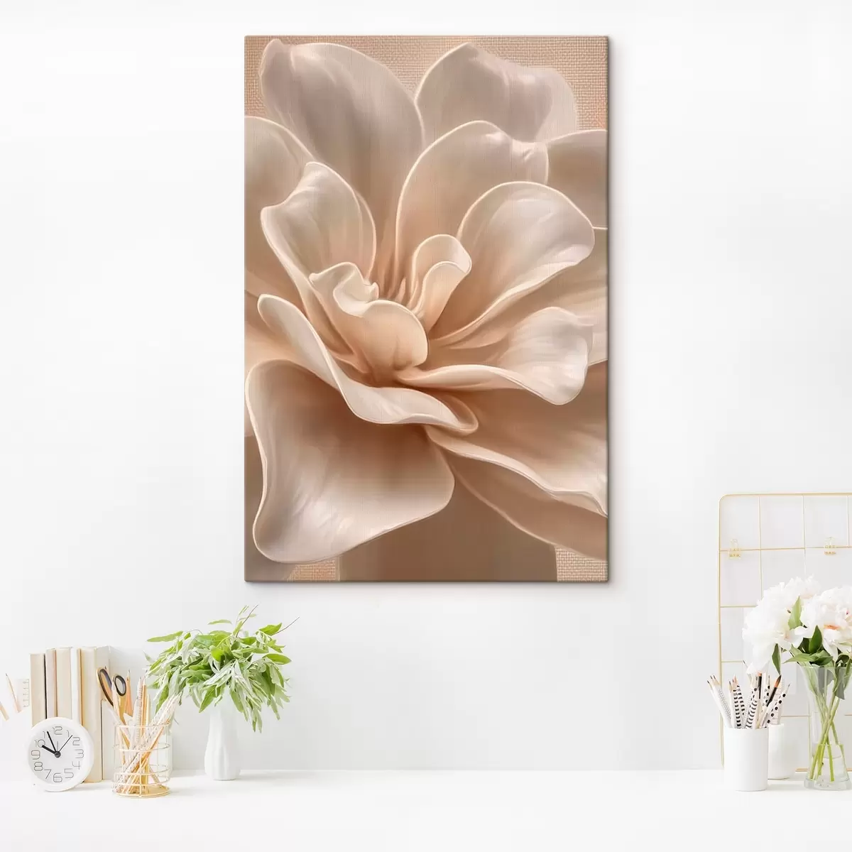 Pilt Suur kreemikas lill, pehmed kroonlehed makro s45874