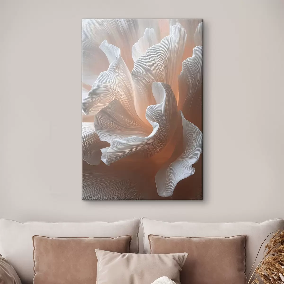 Pilt Õhulised valged kroonlehed sooja virsiku säraga s45909